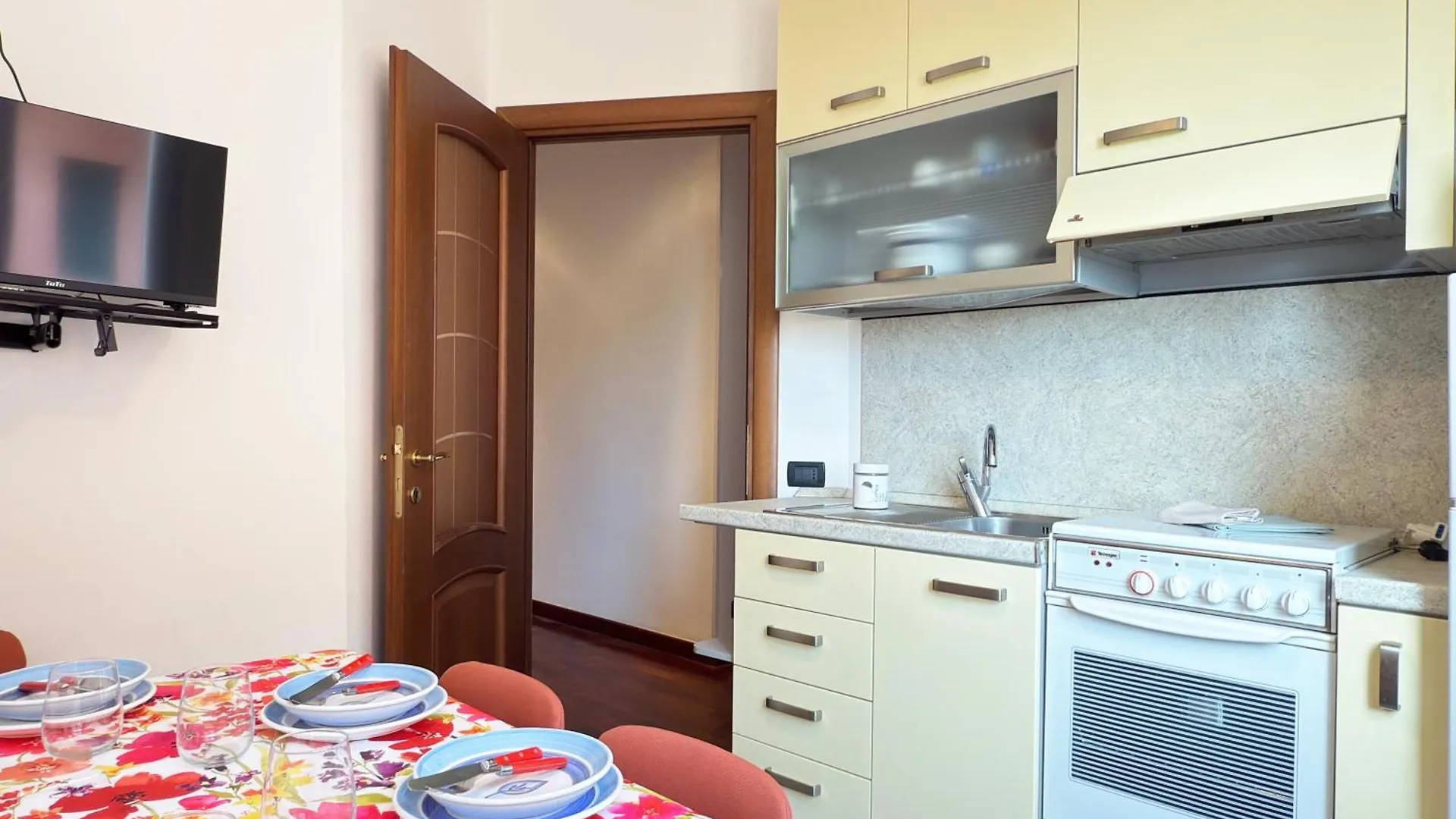 200 Mt Dal Mare - Due Balconi E Vista Sul Mare Apartment Pietra Ligure